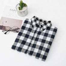 Load image into Gallery viewer, 2020 Women Blouses Brand New Excellent Quality Flannel Red Plaid Shirt Women Cotton Casual Long Sleeve Shirt Tops Lady Clothes